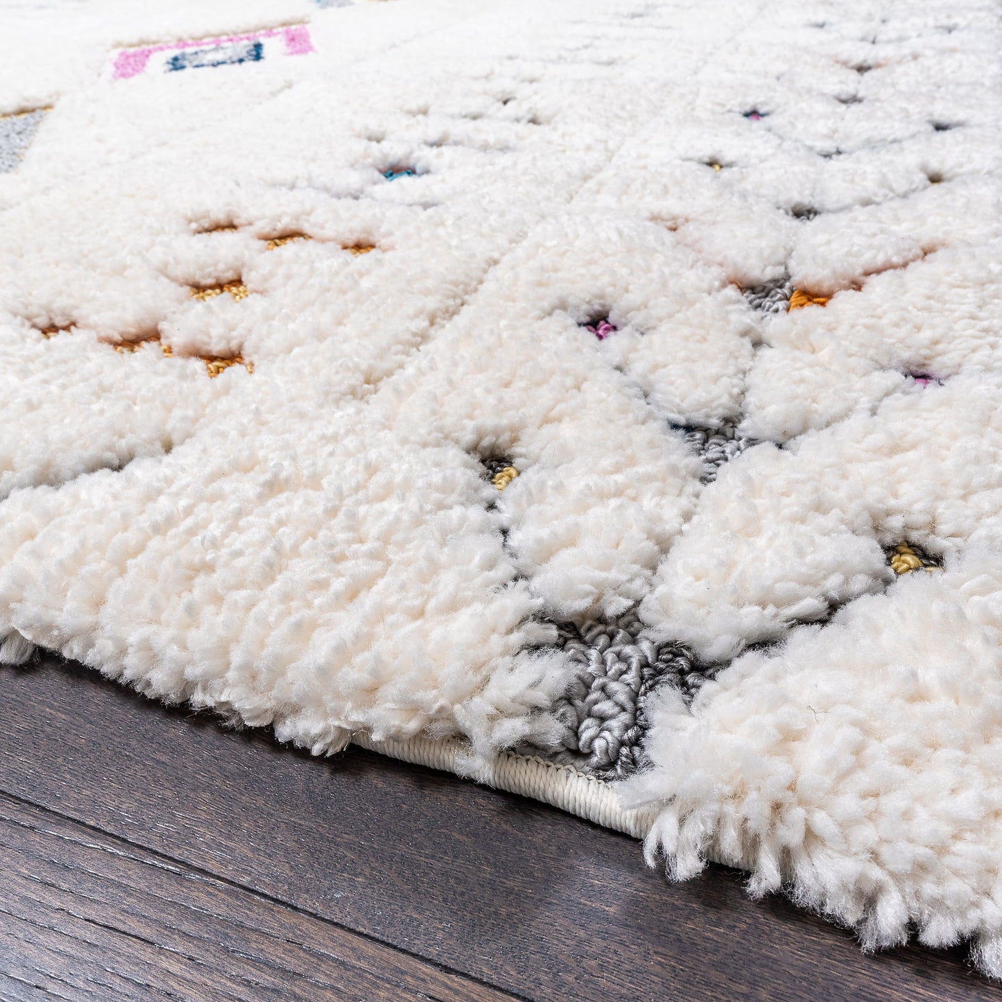 Super Soft Diamond Motif Shaggy Rug