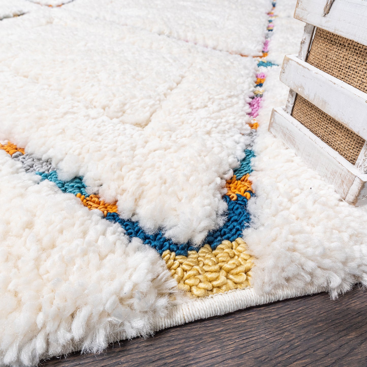 Super Soft Lattice Diamond Rug