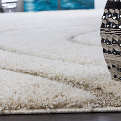 Soft and Plush Curvy Cream Shaggy Rug