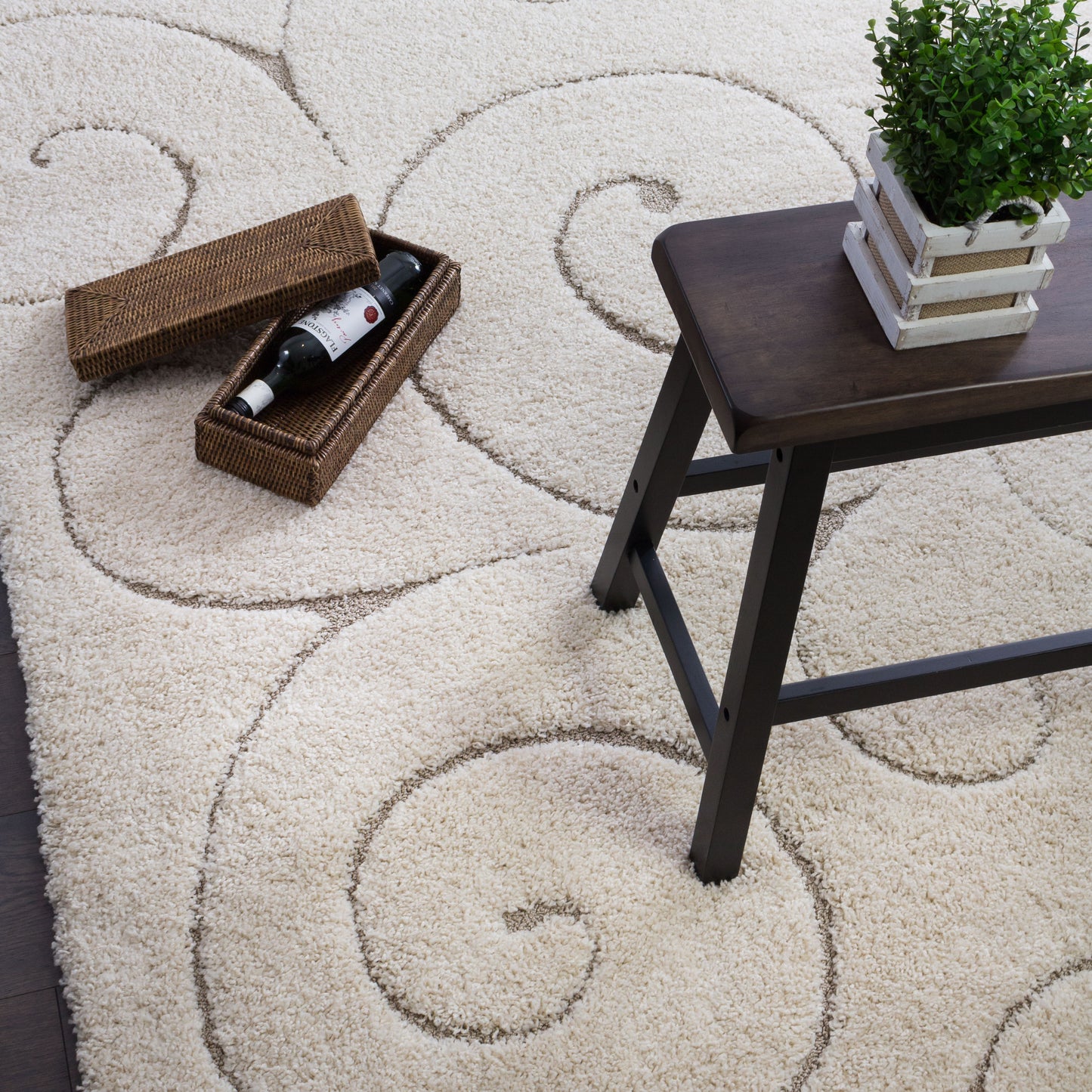 Soft and Plush Floral Cream Shaggy Rug