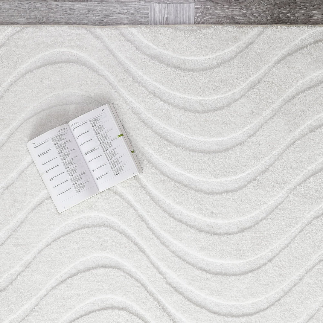 Pearl White Modern Wavy Shag Rug - The Rug Market