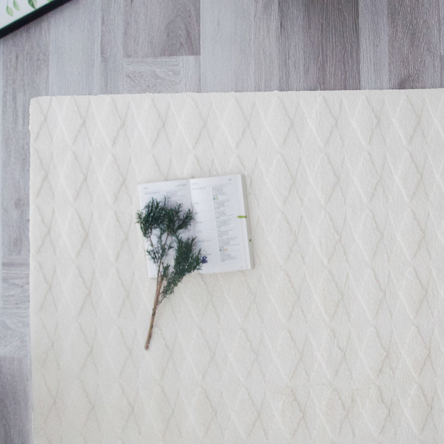 Cream Modern Diamond Geometric Shag Rug - The Rug Market