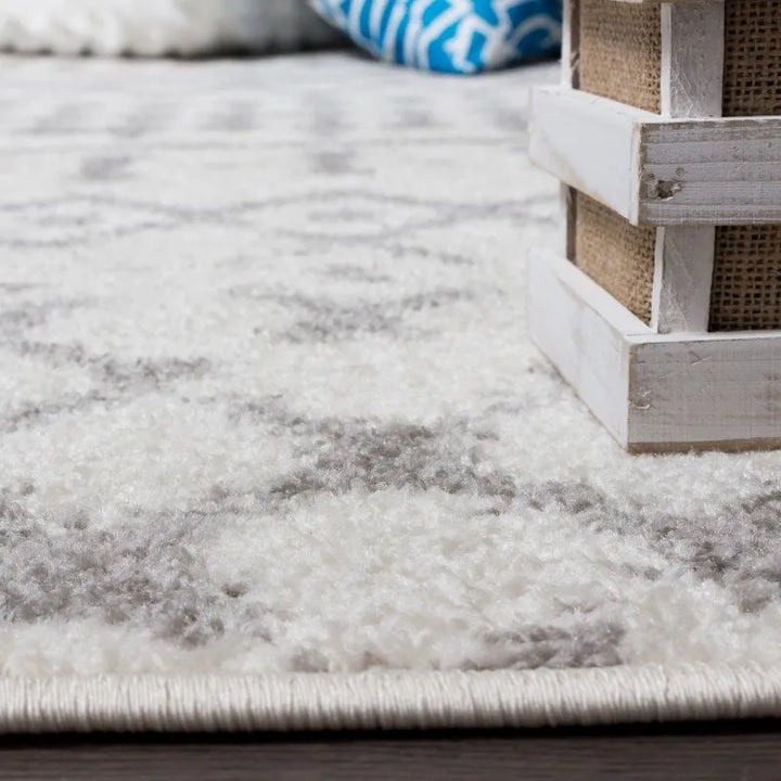 Grey Modern Geometric Moroccan Trellis Rug