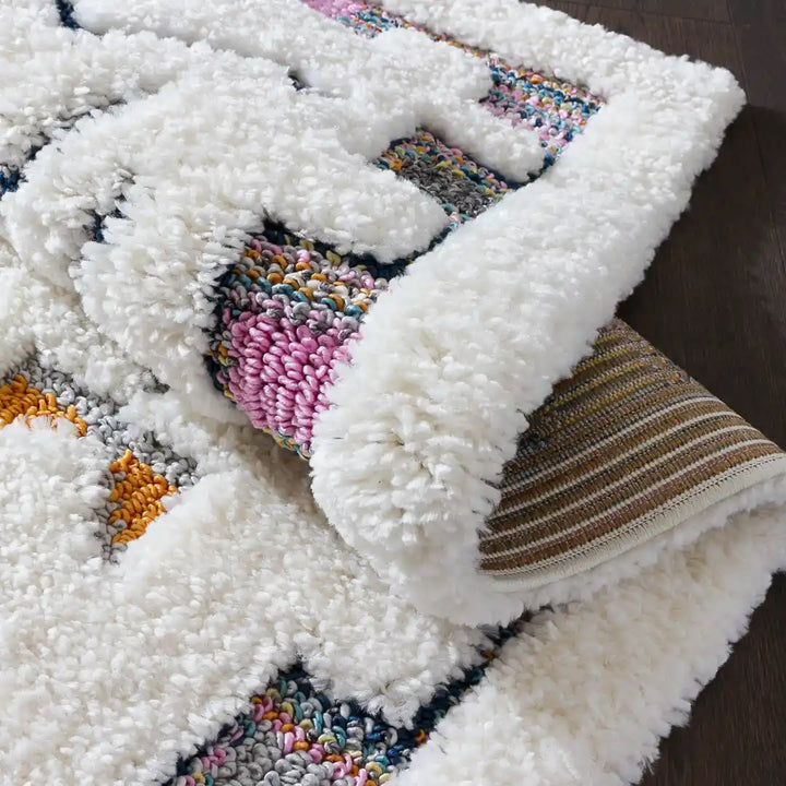 Off-White Multicolor Contemporary Boho Shag Rug