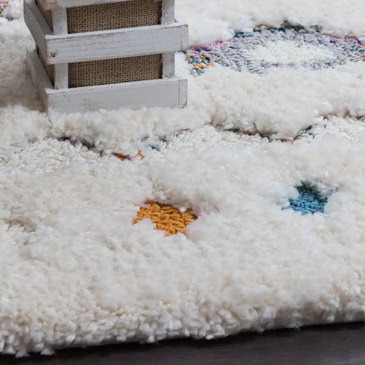 Off-White Multicolor Diamond Contemporary Shag Rug