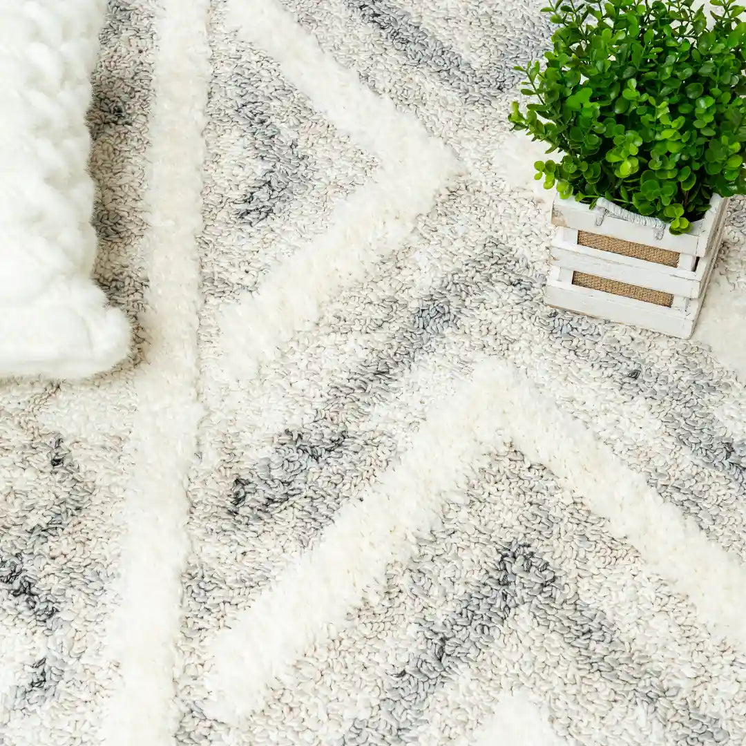 Cream Grey Modern Moroccan Shag Rug