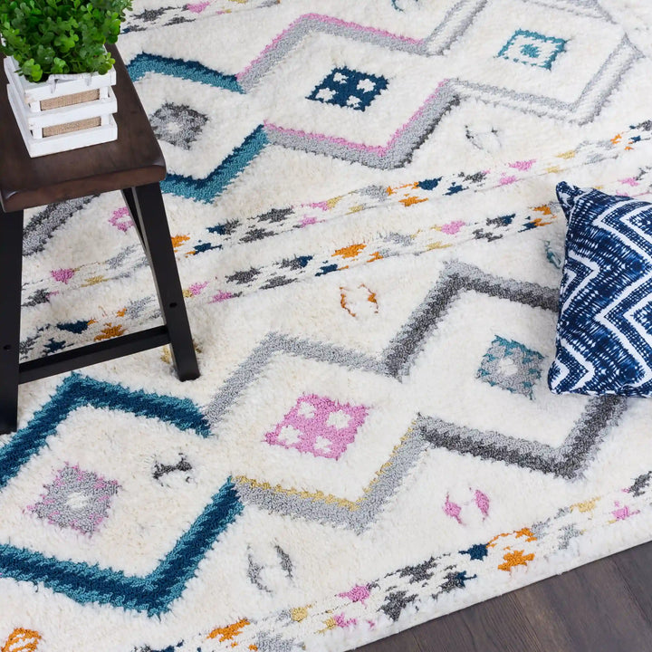 Off-White Multicolor Chevron Shag Rug