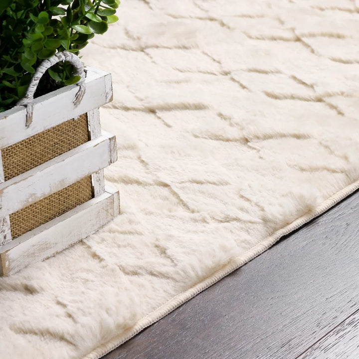 Pelo Diamond Washable Rug