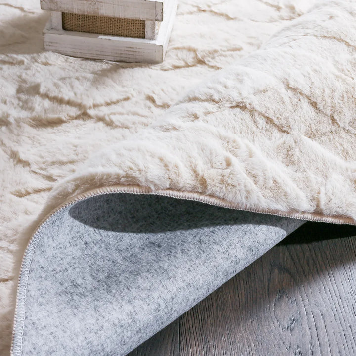 Pelo Diamond Washable Rug