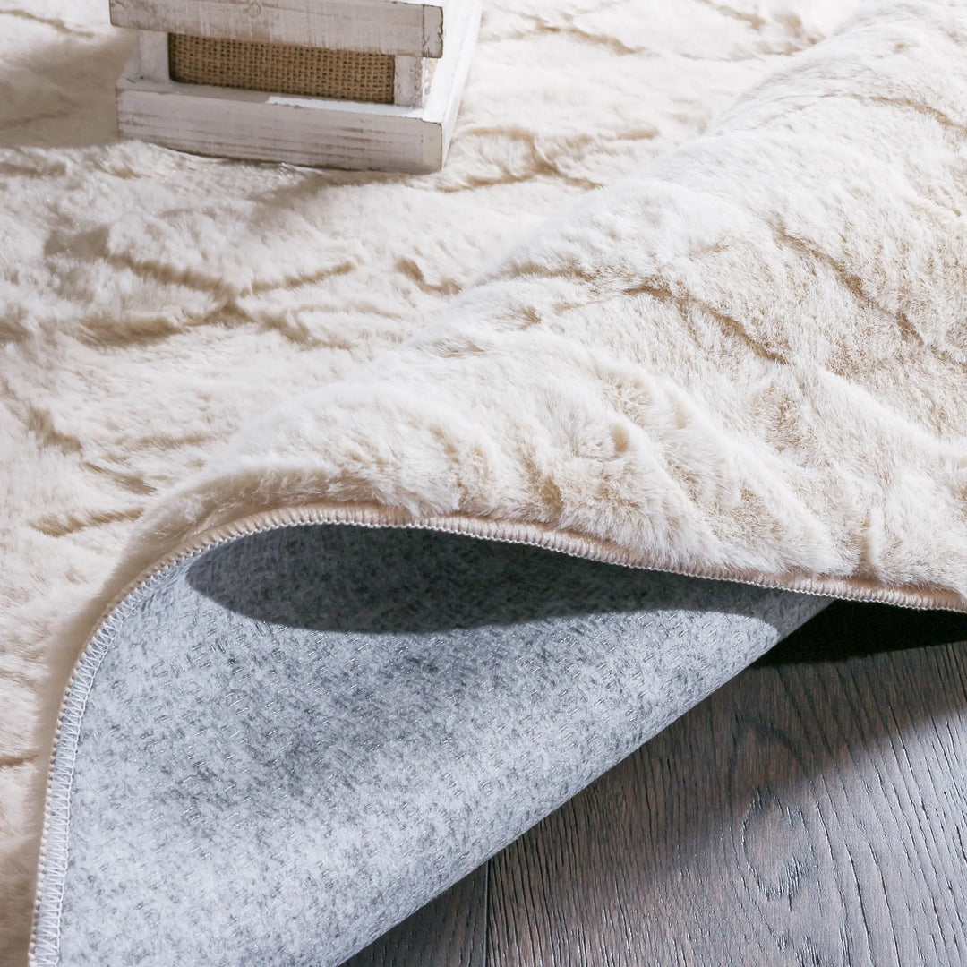 Pelo Diamond Washable Rug