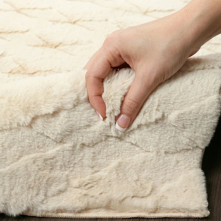 Pelo Diamond Washable Rug