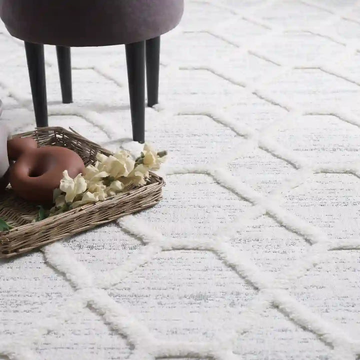 Off-White Grey Trellis Nexus Moroccan Shag Rug